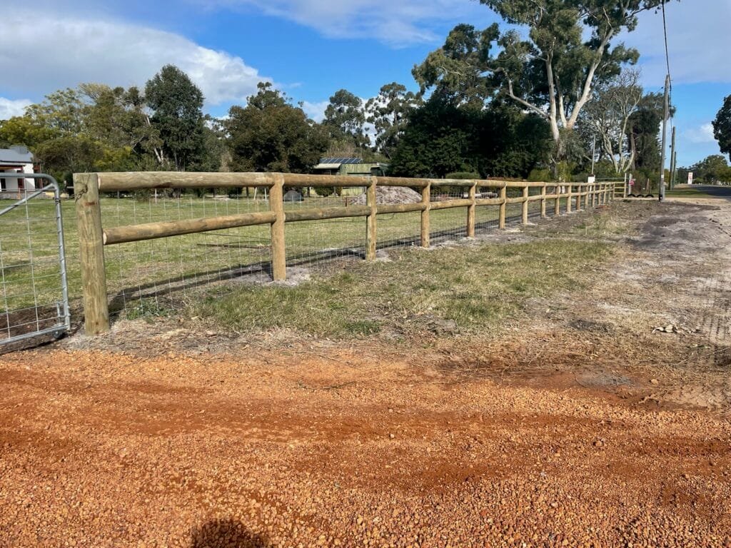 Barragup Fencing, Busy Digger Fencing, Busy Digger Farm Gates, Busy Digger Services