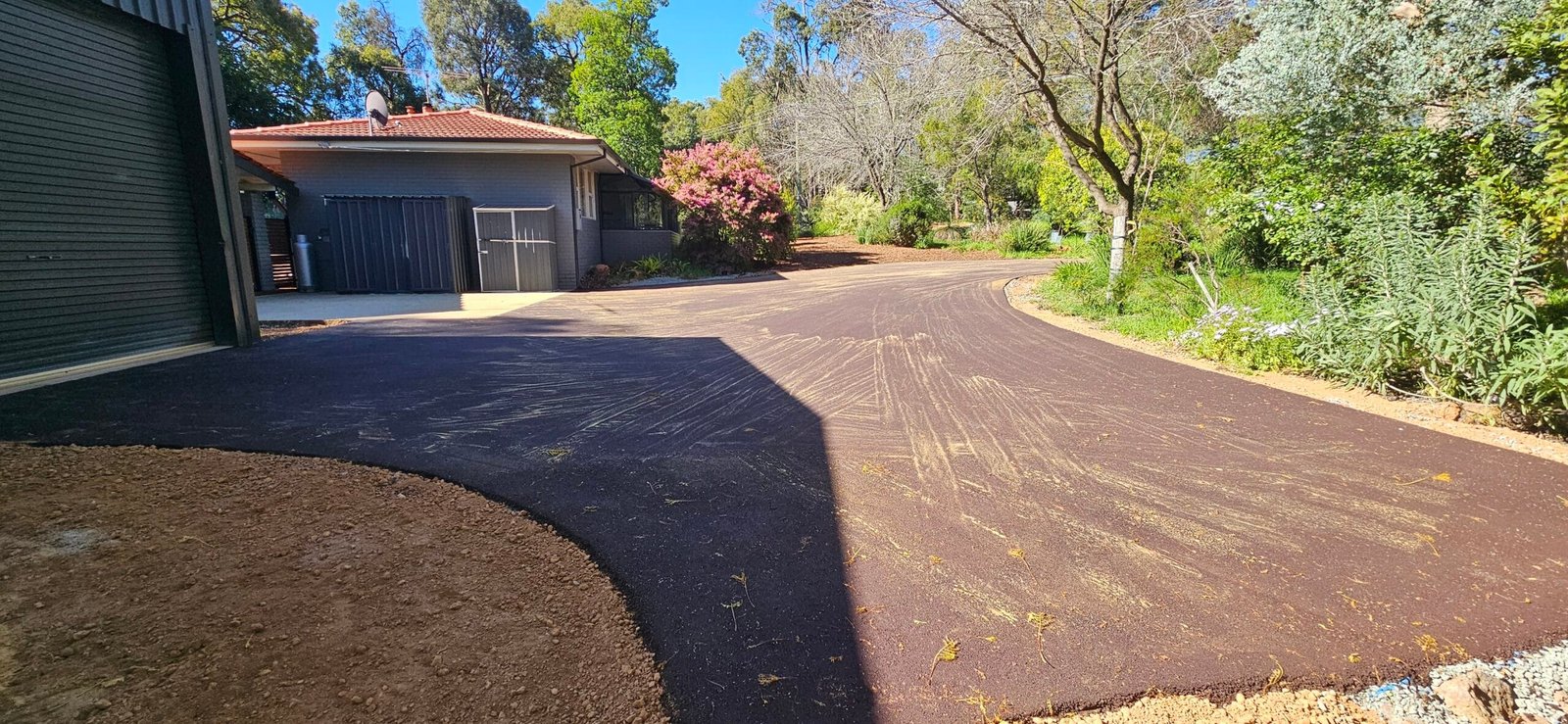 Roleystone driveway, roleystone hotmix, roleystone asphalt