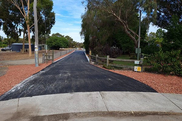 Casaurina Driveway